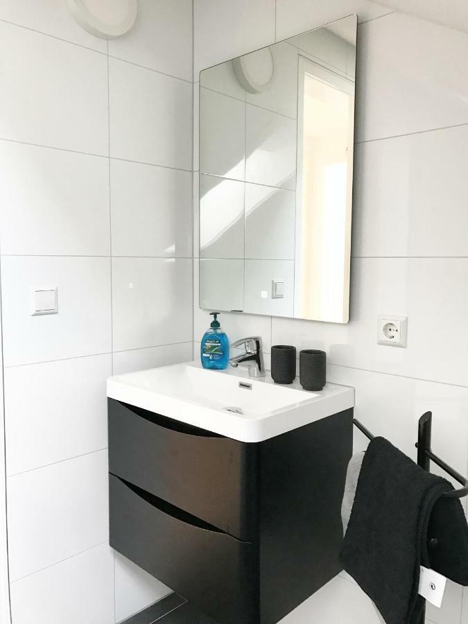 Zollernalb-Apartment アルプシュタット エクステリア 写真